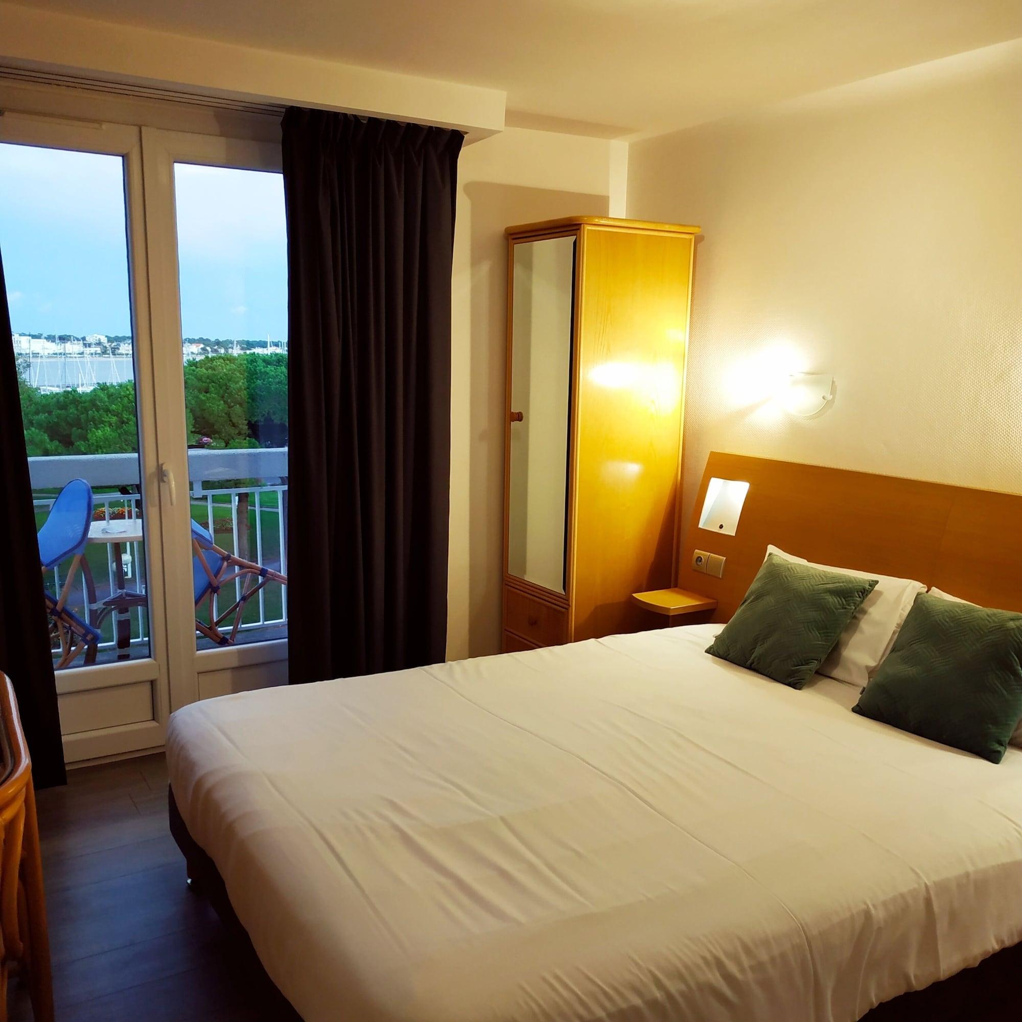 Brit Hotel Hermitage รัวย็อง ภายนอก รูปภาพ