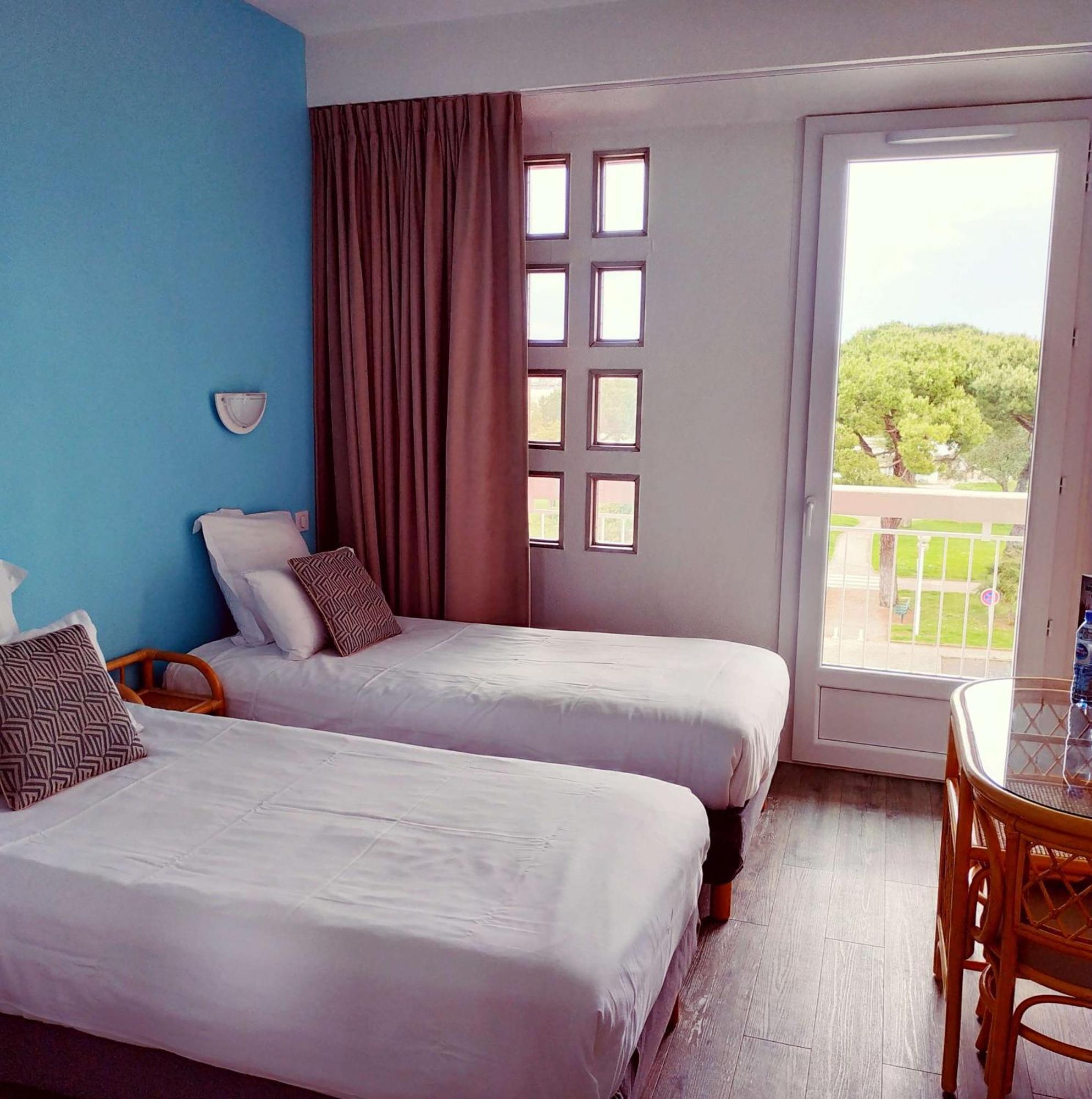 Brit Hotel Hermitage รัวย็อง ภายนอก รูปภาพ